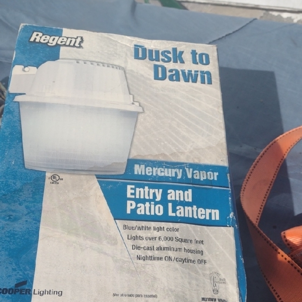 Entry and Patio Lantern NWT